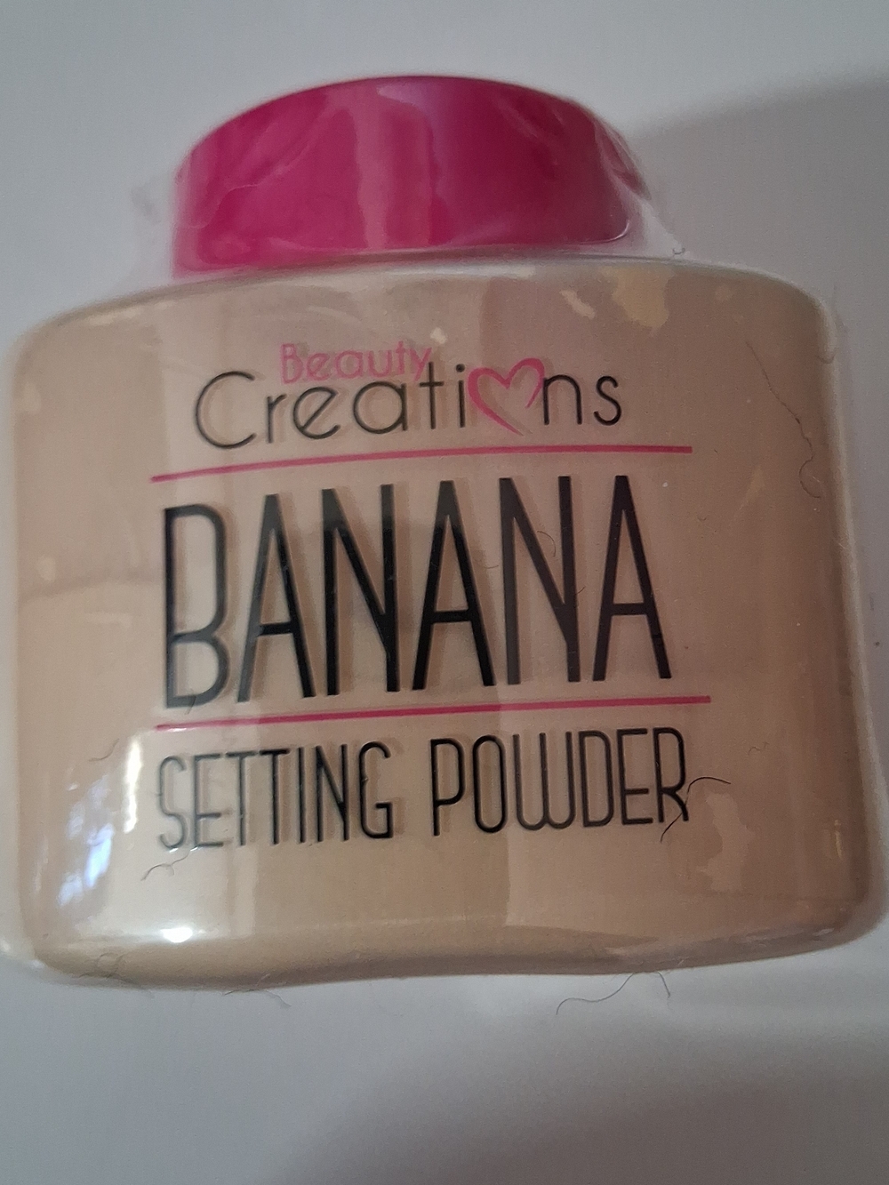 Beauty Creations Banana Setting Powder - Beige Jar with Pink Cap
